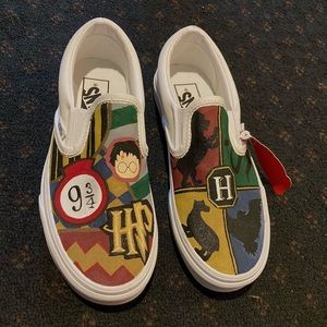 Hand painted Vans; Womens size 6.5, Mens size 5; Harry Potter themed